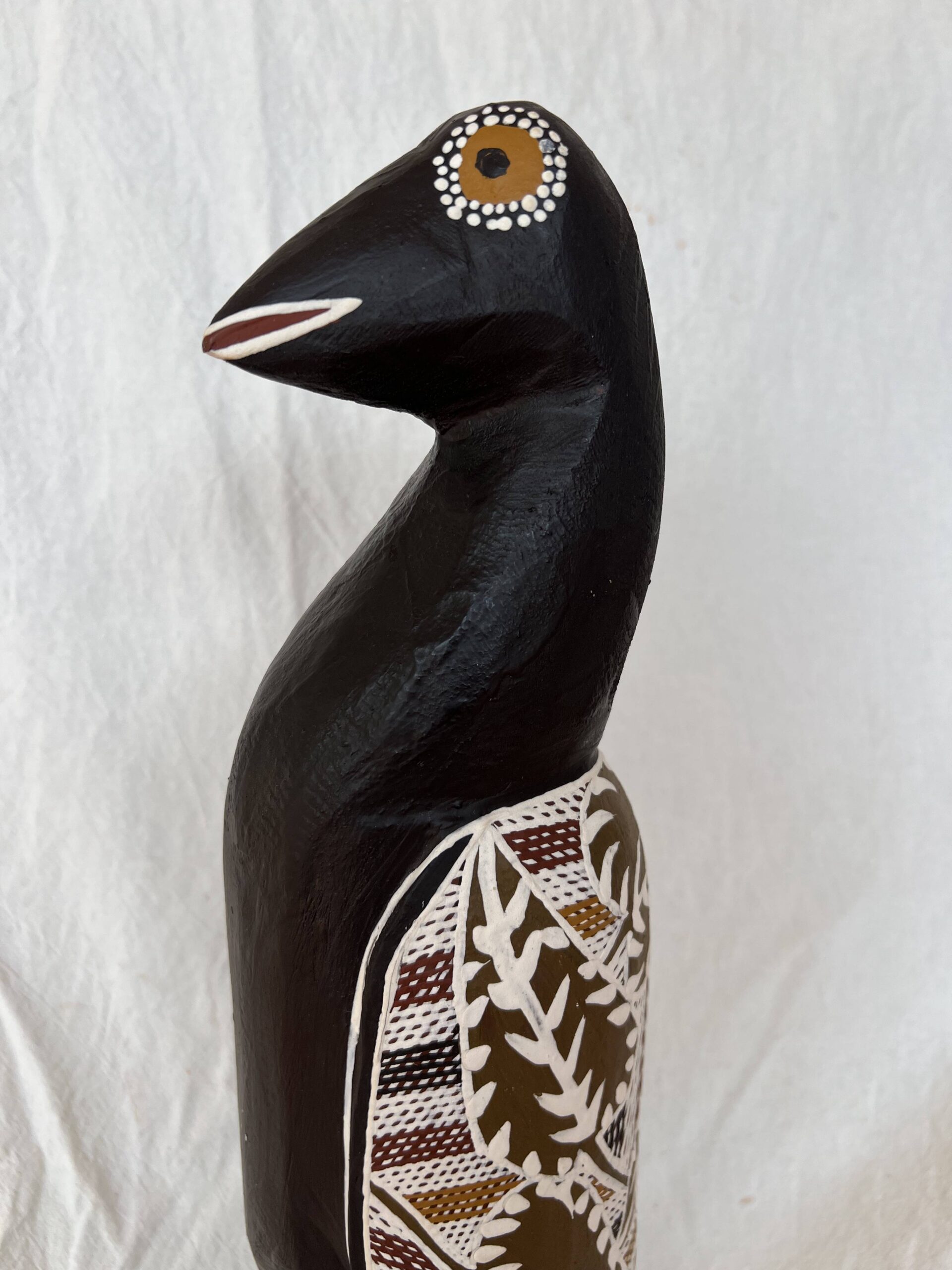Wäk (Crow) - Sculpture - Judy Gurruwiwi