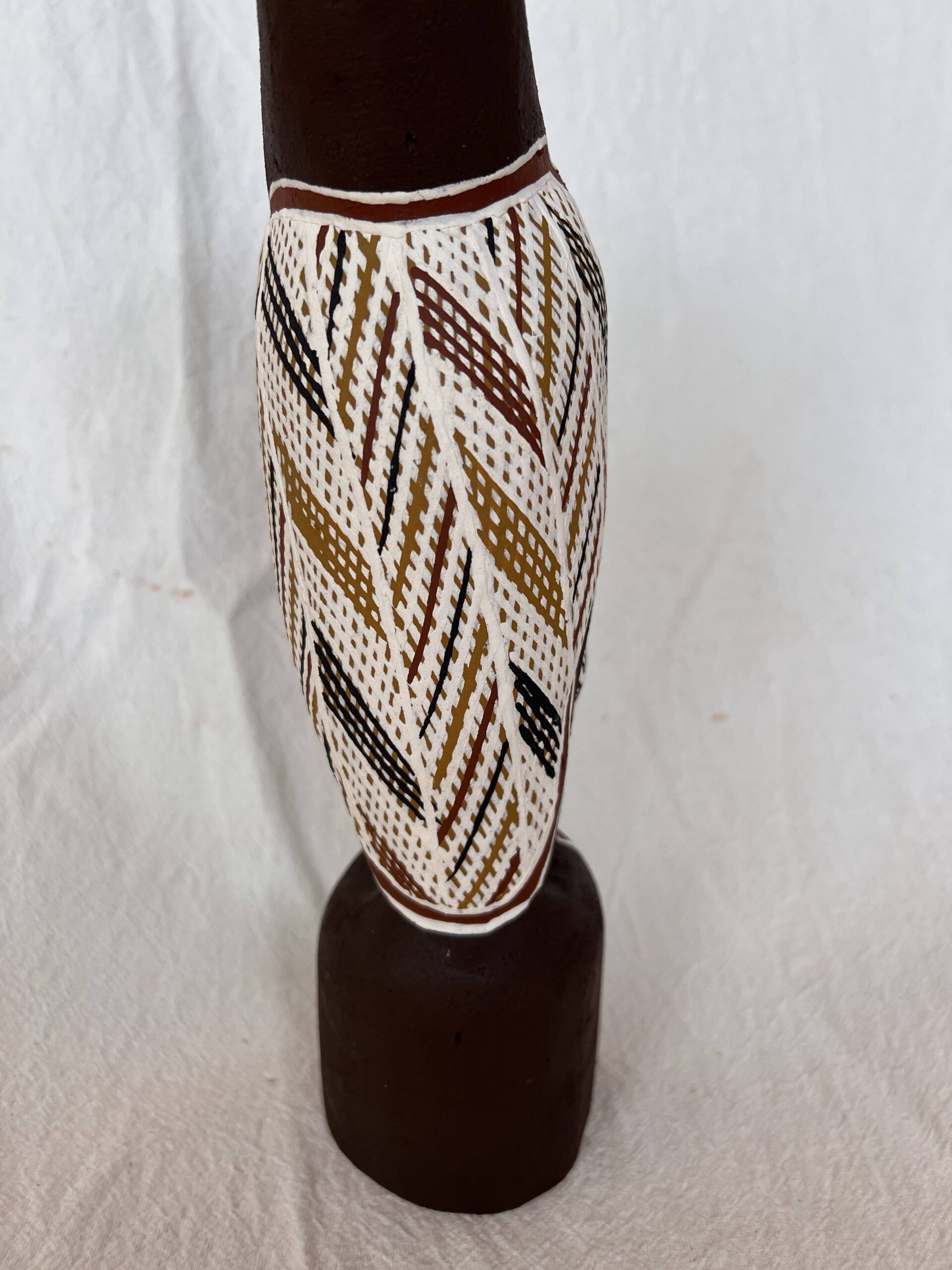 Wäk (Crow) - Sculpture - Judy Gurruwiwi