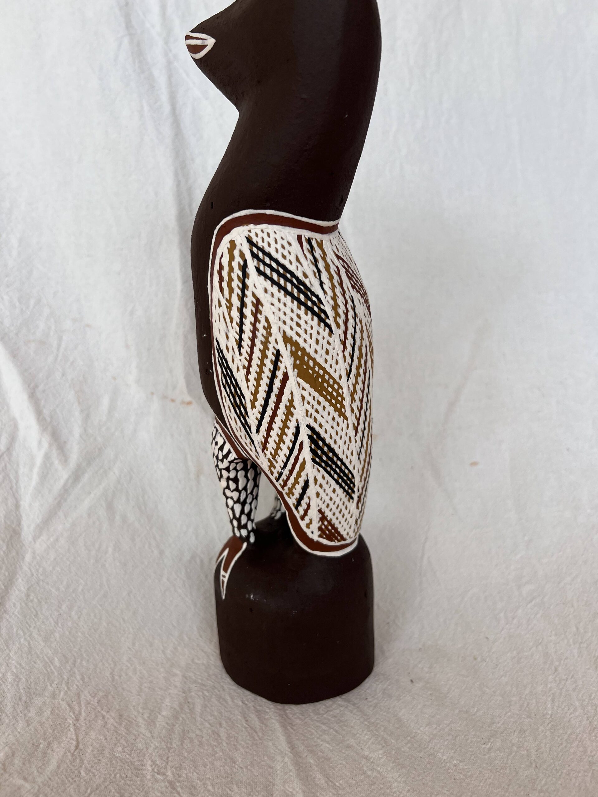 Wäk (Crow) - Sculpture - Judy Gurruwiwi