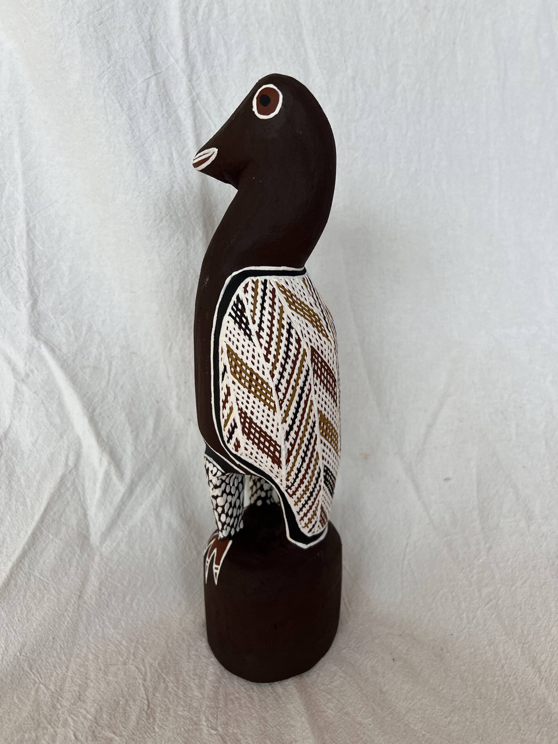 Wäk (Crow) - Sculpture - Judy Gurruwiwi